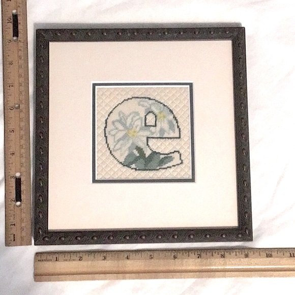 The Letter ‘e’ Framed Cross-stitch Cream Floral Square Free Standing - Picture 2 of 6